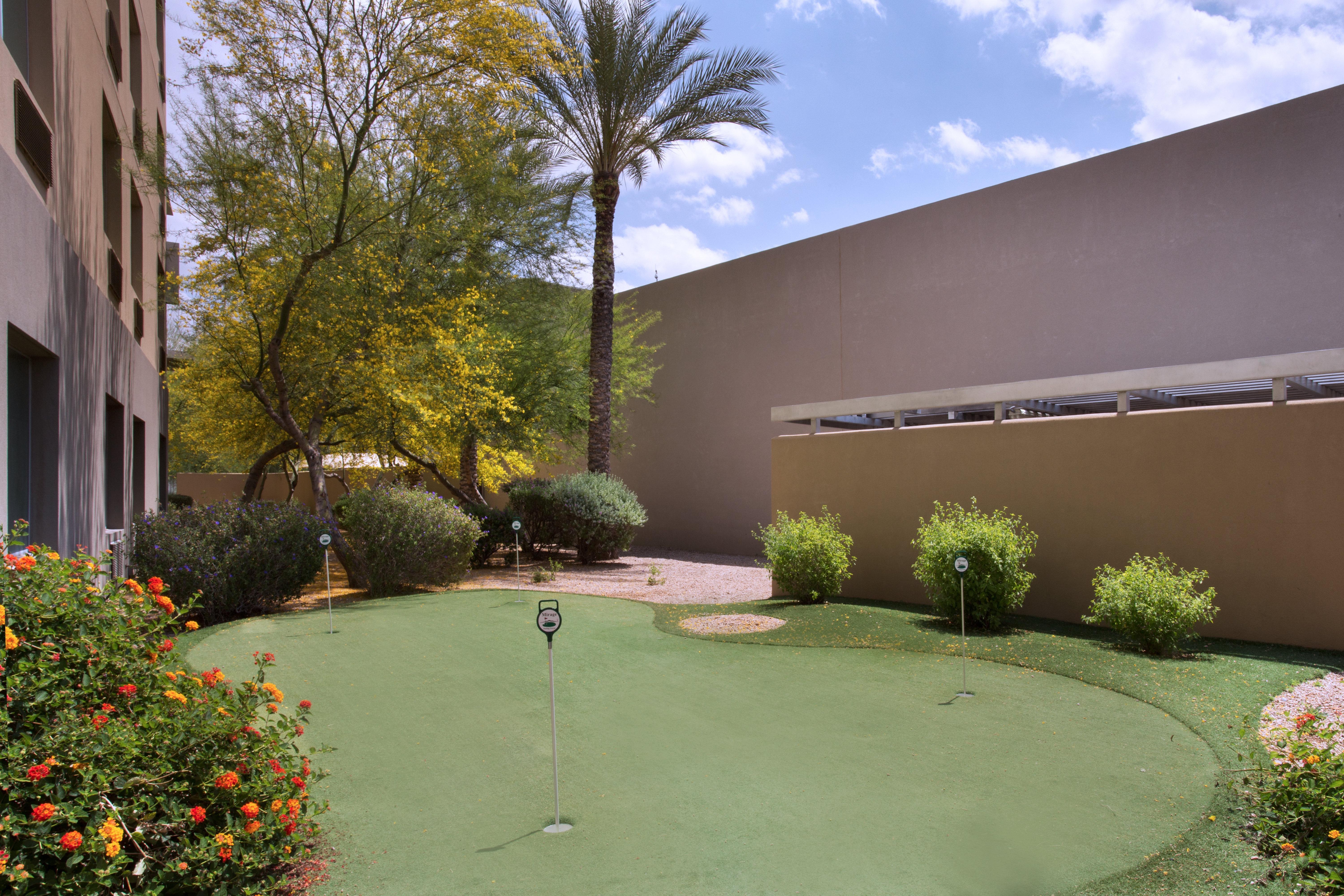 Holiday Inn Scottsdale North- Airpark By Ihg Exterior photo
